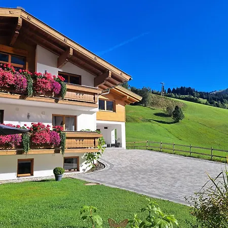 Haus Alexander *